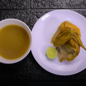 ربع دجاج مسلوق