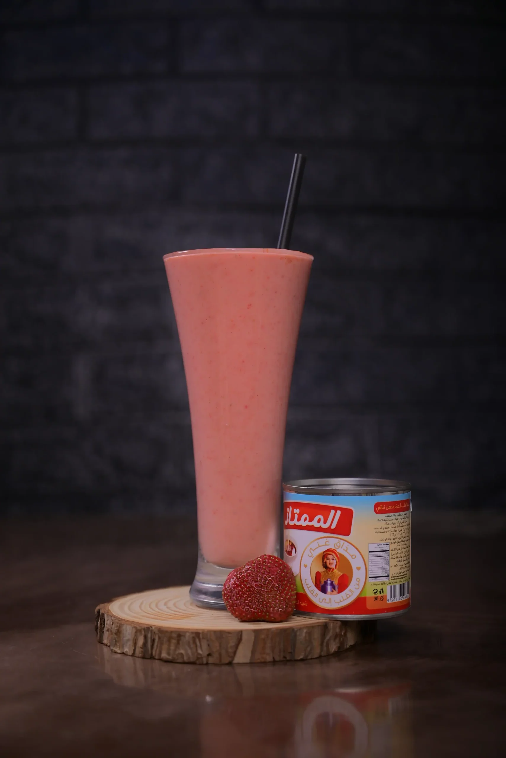 عصير فراولة مع الحليب